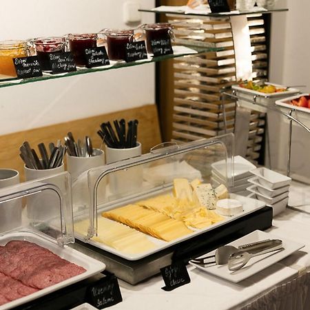 Pytloun Self Check-In Hotel Liberec Ngoại thất bức ảnh